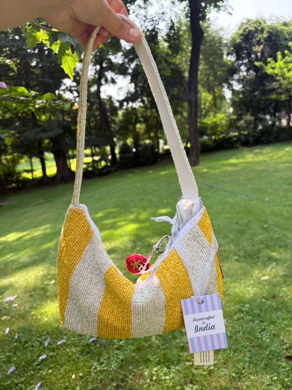 NWT Handcrafted Beaded Vegetable Stripe Bag TJ Maxx - Picture 4 of 7